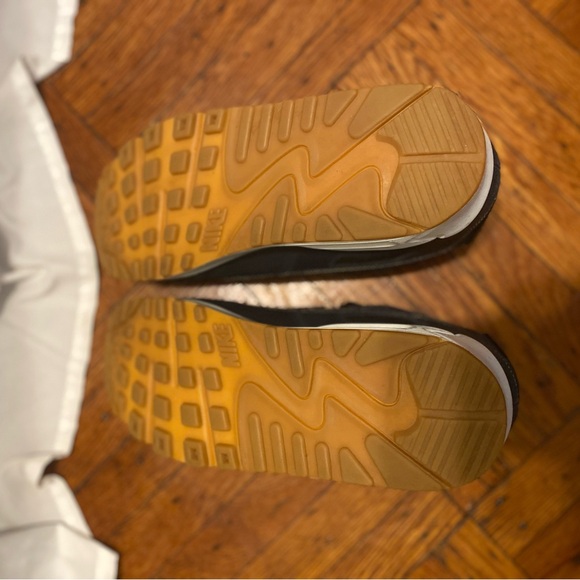 Nike Air Max 90 Afro Punk Sneakers - Picture 2 of 6